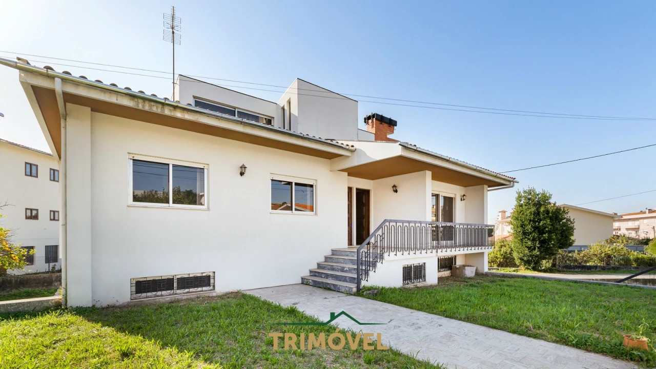 Moradia T3 para Venda em São Roque Foto 2