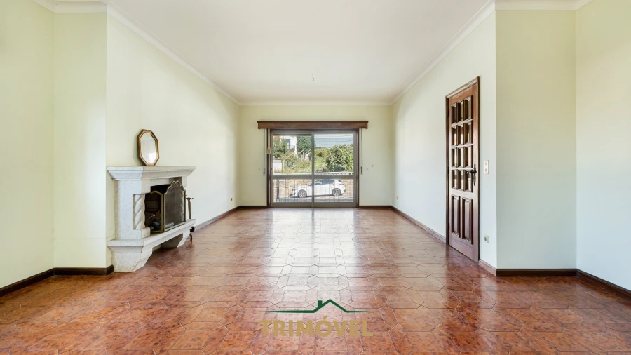 Moradia T3 para Venda em São Roque Foto 7