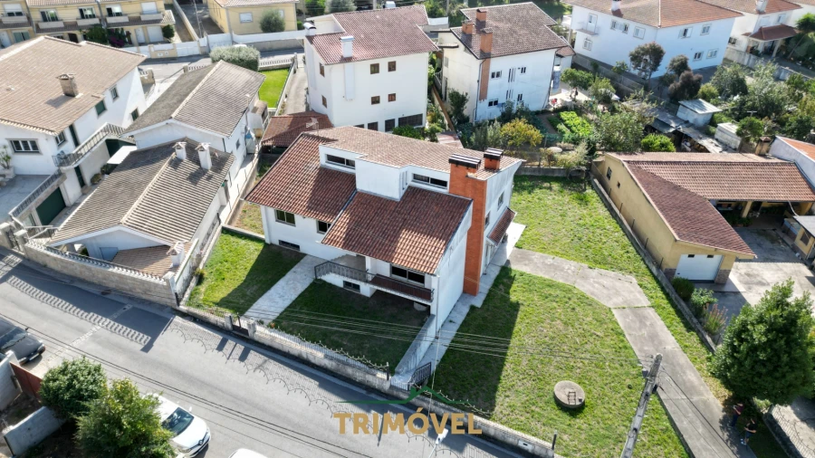 Moradia T3 para Venda em São Roque Foto 26