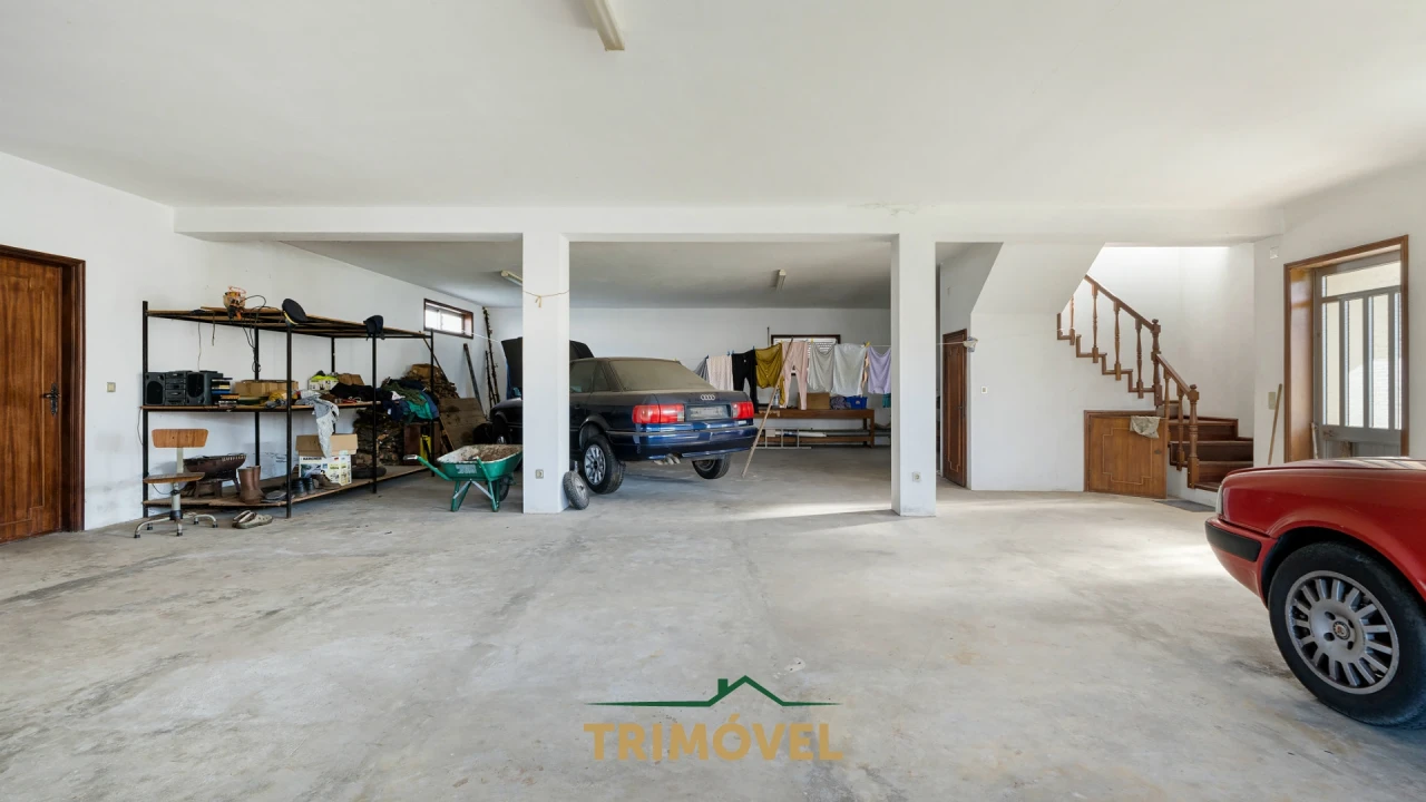 Moradia T3 para Venda em São Roque Foto 22