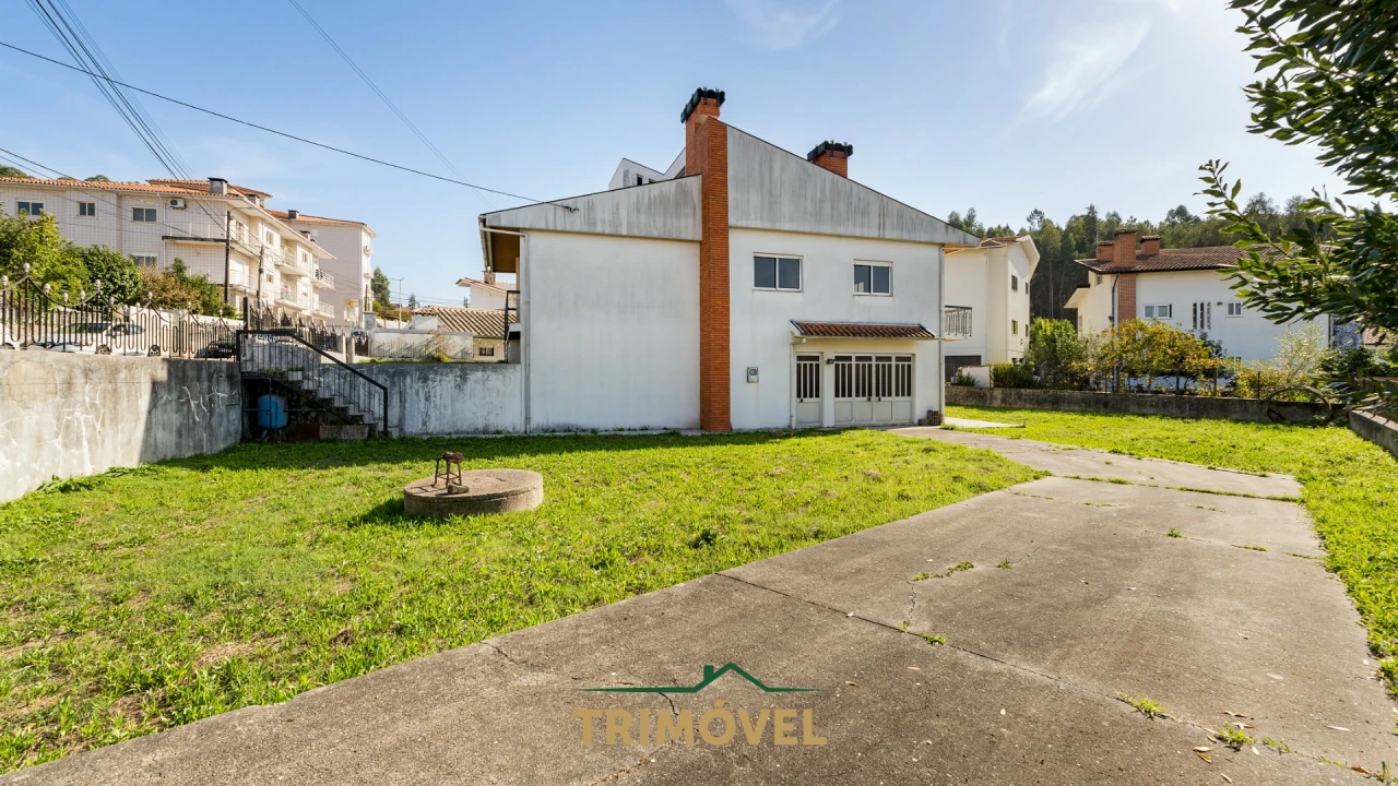 Moradia T3 para Venda em São Roque Foto 23