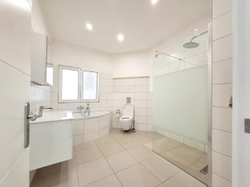 Moradia T3 para Venda em Albufeira e Olhos de Água