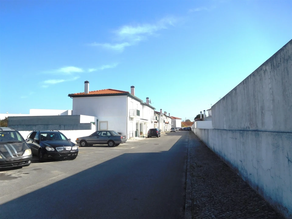 Moradia T3 para Venda em Marinha Grande Foto 37