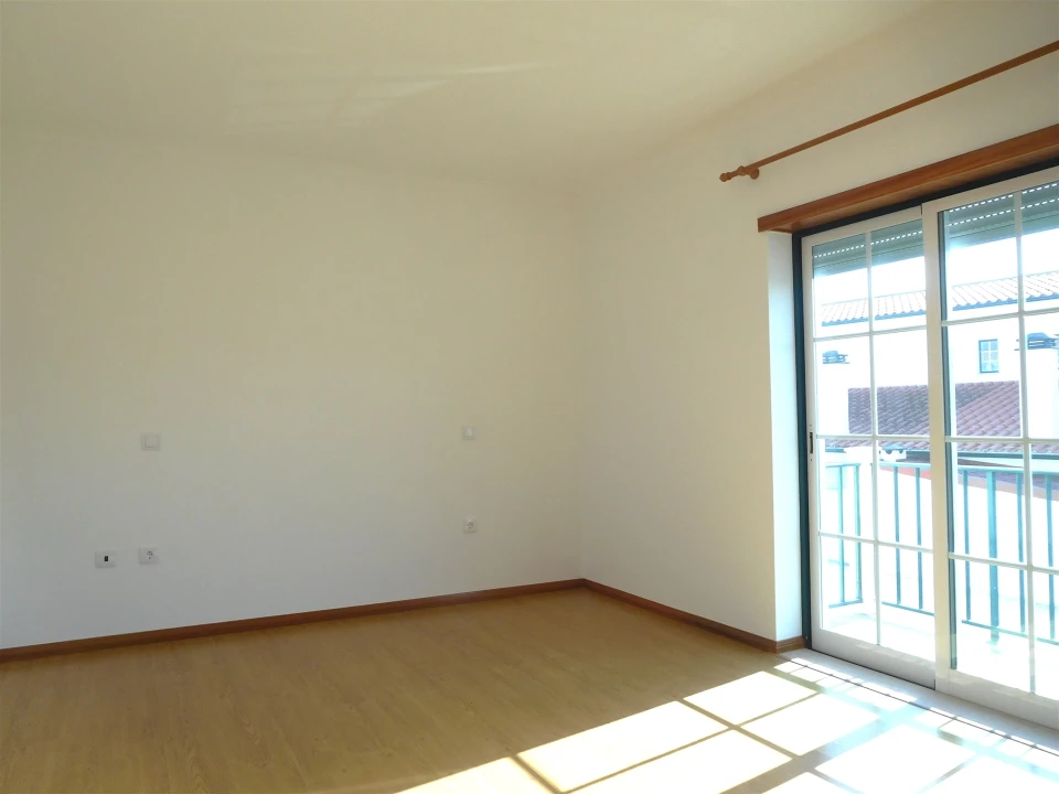 Moradia T3 para Venda em Marinha Grande Foto 16