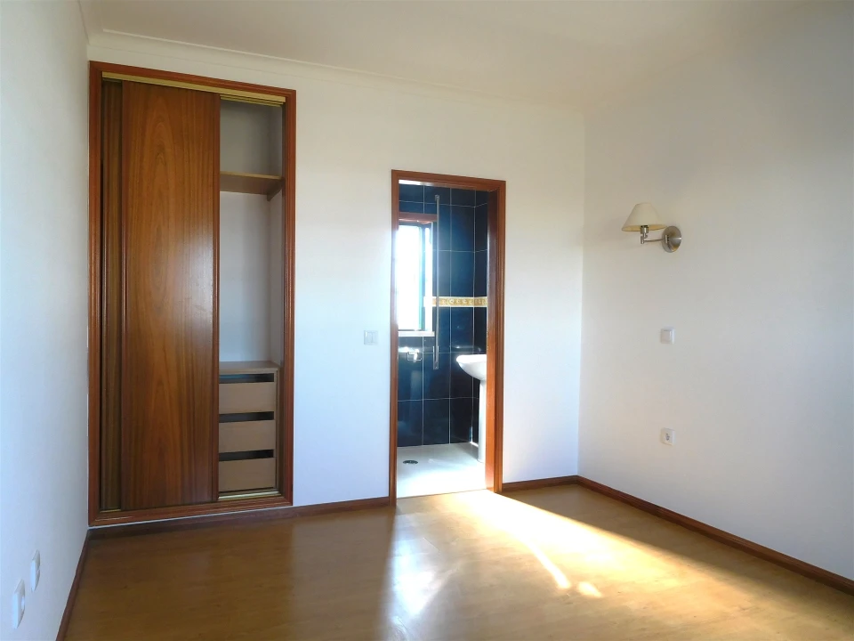 Moradia T3 para Venda em Marinha Grande Foto 25