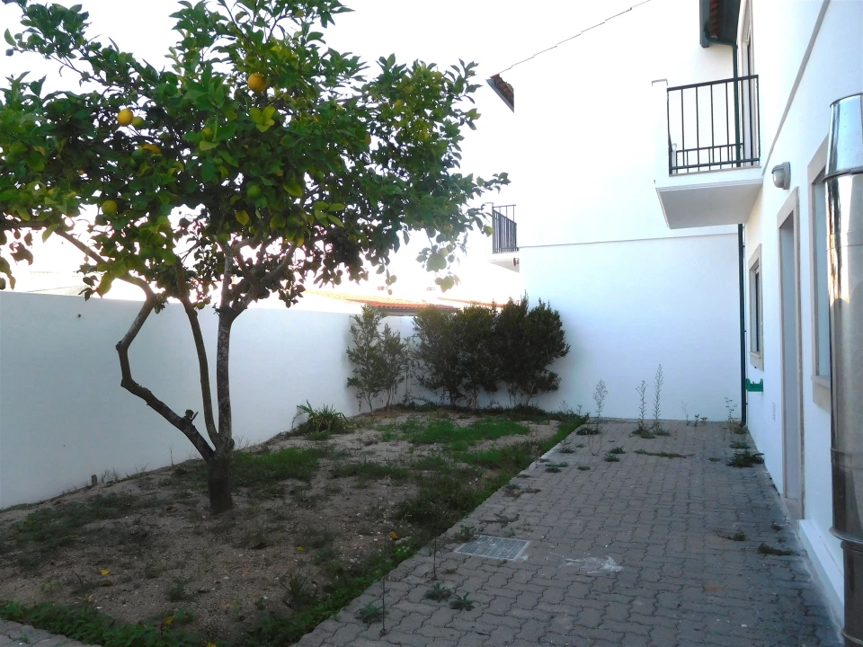 Moradia T3 para Venda em Marinha Grande Foto 39