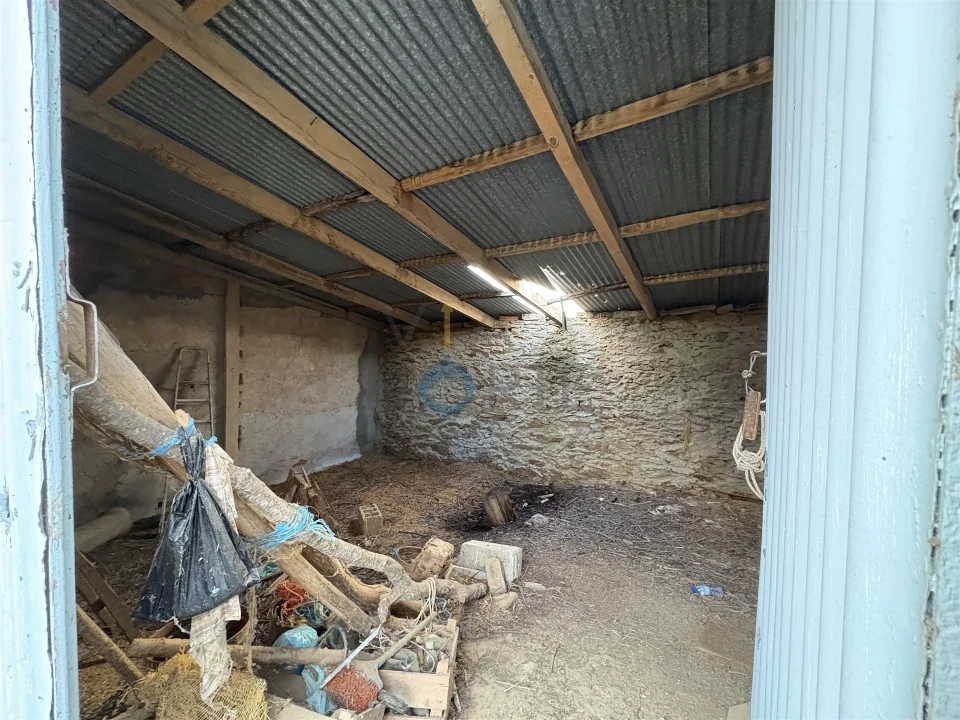 Garagem para Venda em Alfandega da Fe Foto 3