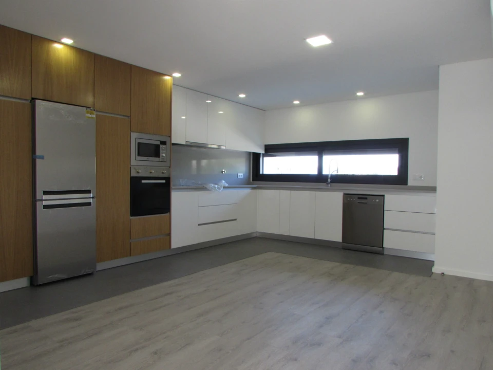 Moradia T3 para Venda em Palmeira Foto 5