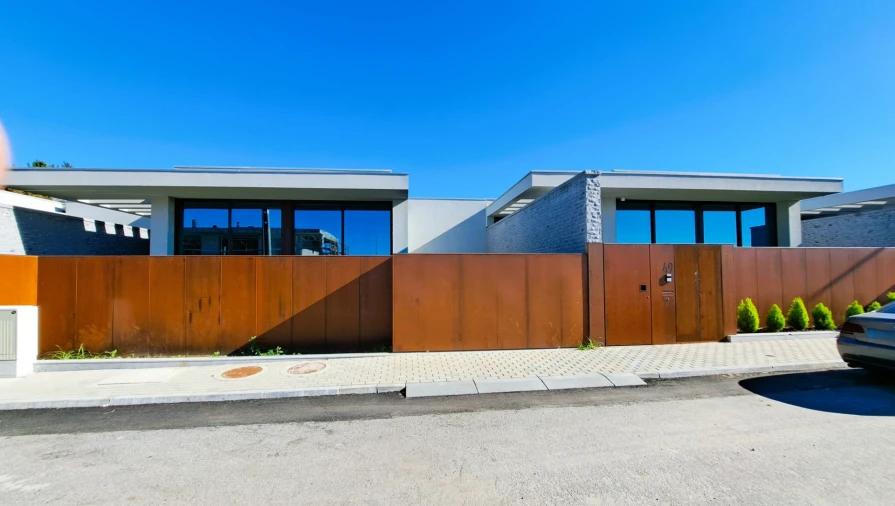 Moradia T3 para Venda em Palmeira Foto 3