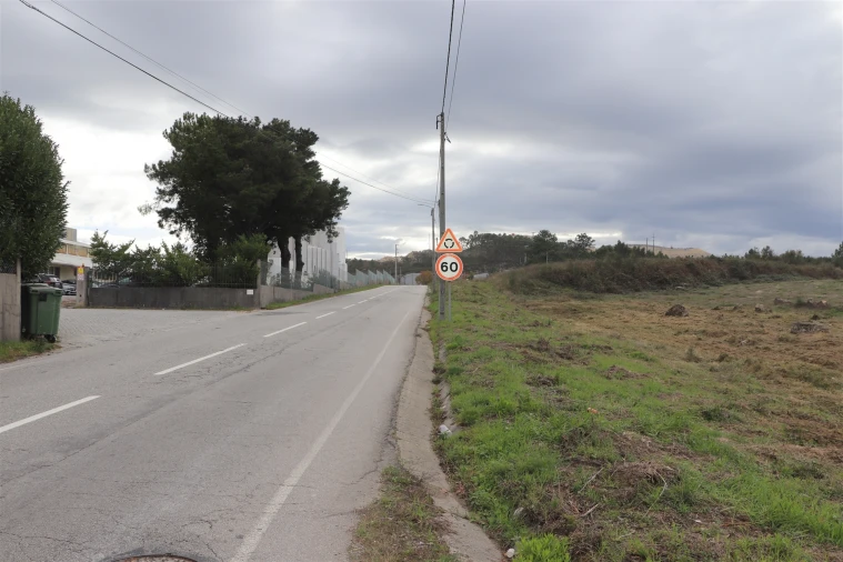 Terreno para Venda em Lustosa e Barrosas (Santo Estêvão) Foto 2