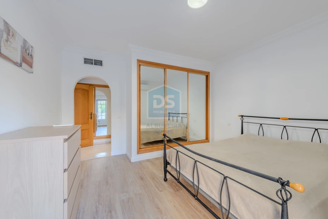 Apartamento T2 para Venda em Albufeira e Olhos de Água Foto 10