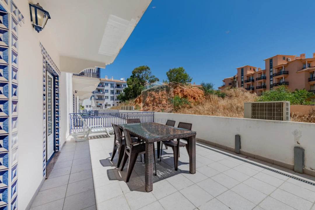 Apartamento T2 para Venda em Albufeira e Olhos de Água Foto 19
