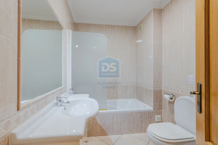 Apartamento T2 para Venda em Albufeira e Olhos de Água Foto 15