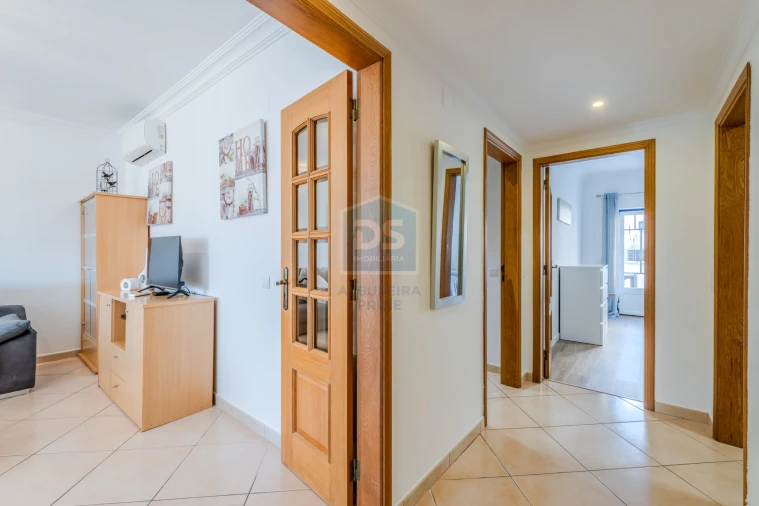 Apartamento T2 para Venda em Albufeira e Olhos de Água Foto 7