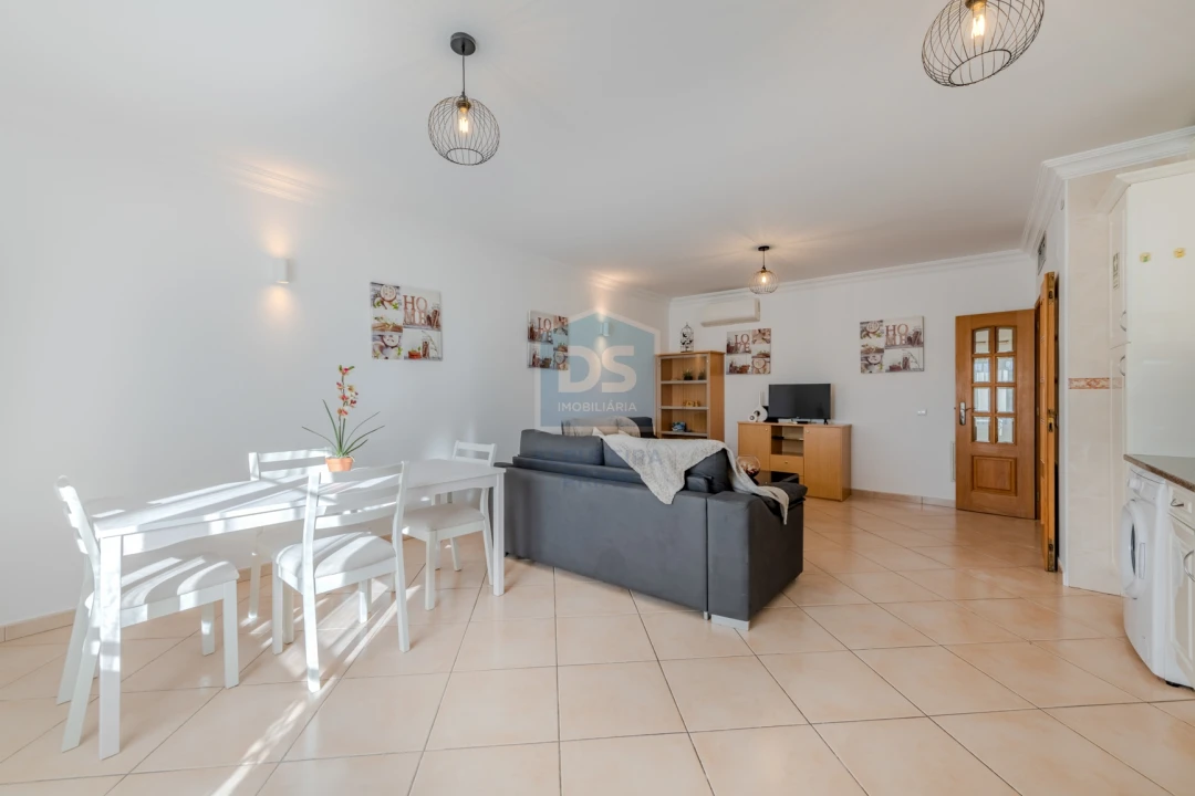 Apartamento T2 para Venda em Albufeira e Olhos de Água Foto 5