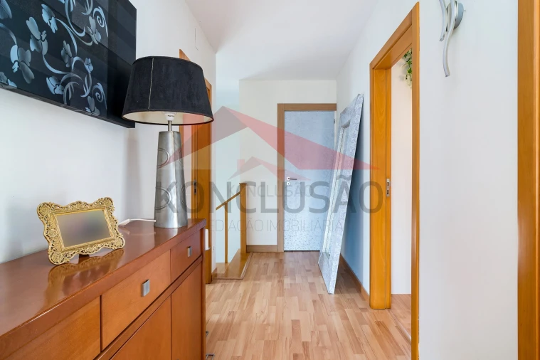 Moradia T4 para Venda em Azeitão (São Lourenço e São Simão) Foto 17