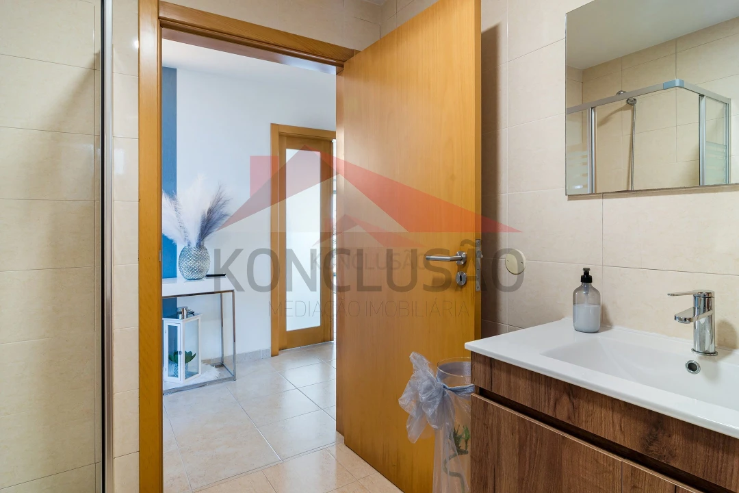 Moradia T4 para Venda em Azeitão (São Lourenço e São Simão) Foto 14