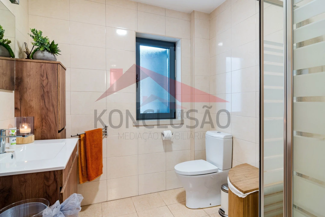 Moradia T4 para Venda em Azeitão (São Lourenço e São Simão) Foto 15