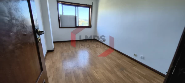 Apartamento T2 para Venda em Mafamude e Vilar do Paraíso