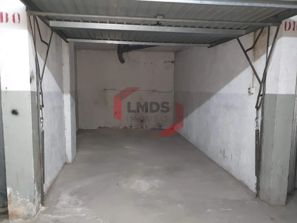 Apartamento T2 para Venda em Mafamude e Vilar do Paraíso Foto 18