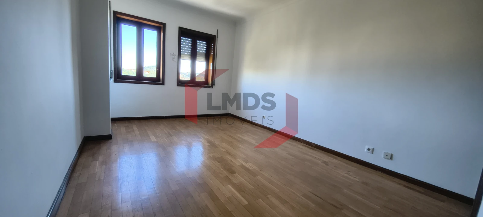 Apartamento T2 para Venda em Mafamude e Vilar do Paraíso Foto 15
