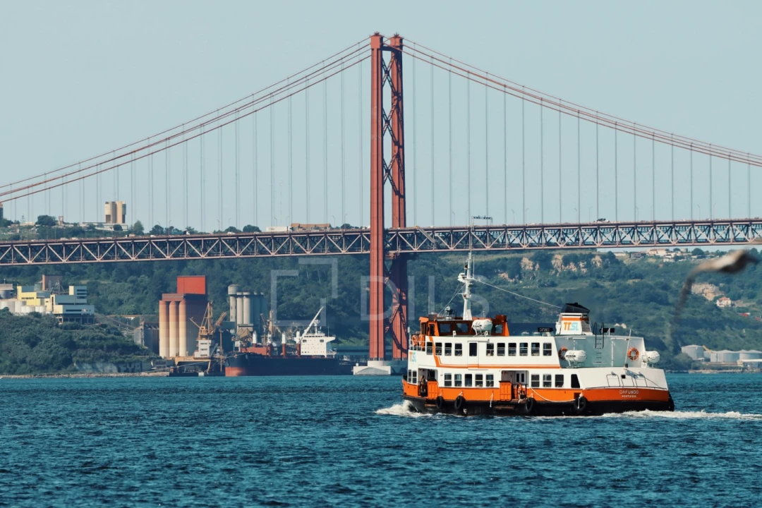 Moradia T2 para Venda em Charneca de Caparica e Sobreda Foto 18