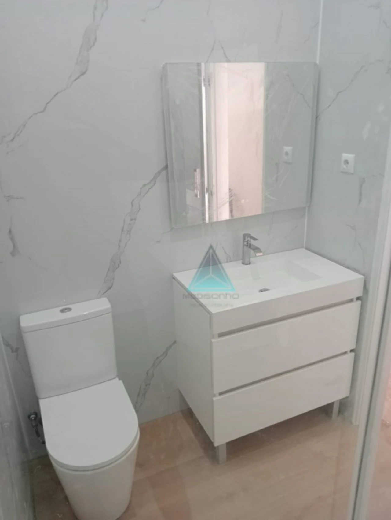 Apartamento T3 para Venda em Laranjeiro e Feijó Foto 22