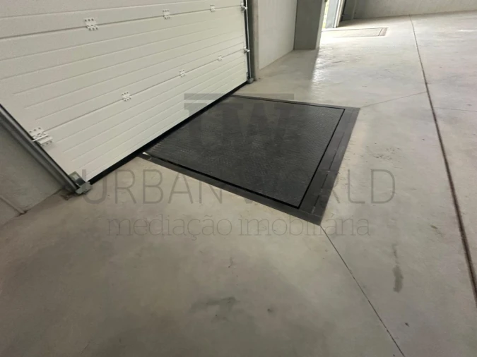 Armazém para Arrendamento em Vila Nova da Telha Foto 7