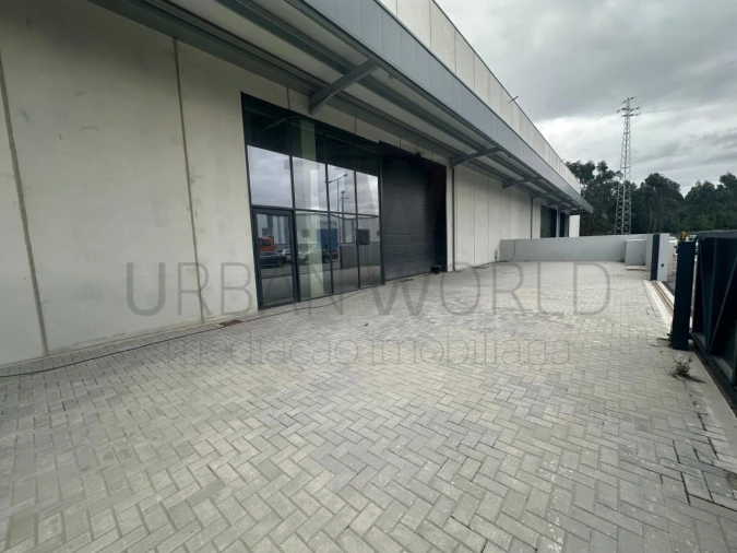 Armazém para Arrendamento em Vila Nova da Telha Foto 13