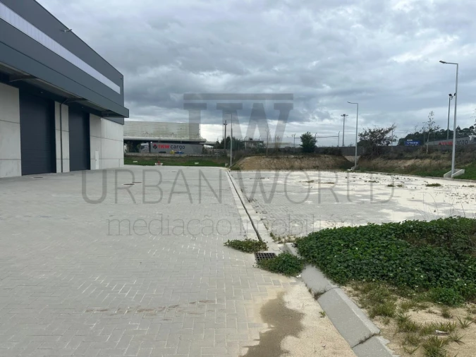 Armazém para Arrendamento em Vila Nova da Telha Foto 6