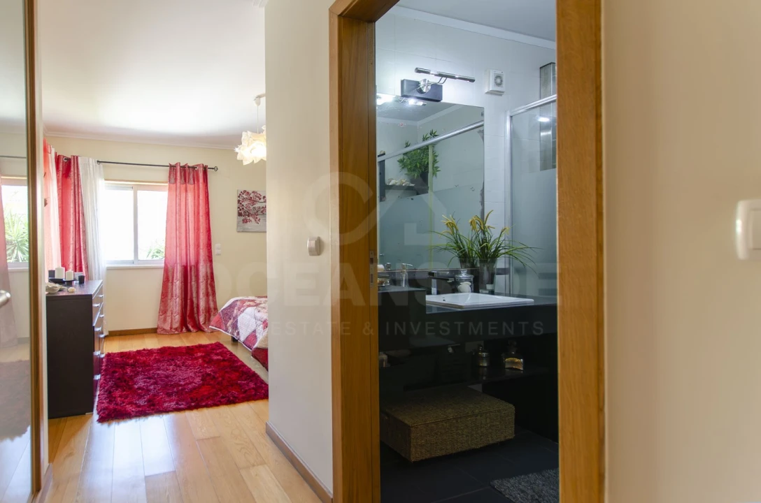 Moradia T5 para Venda em Alcabideche Foto 33