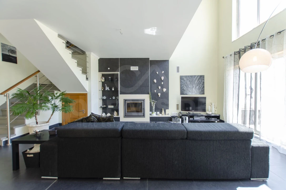 Moradia T5 para Venda em Alcabideche Foto 8