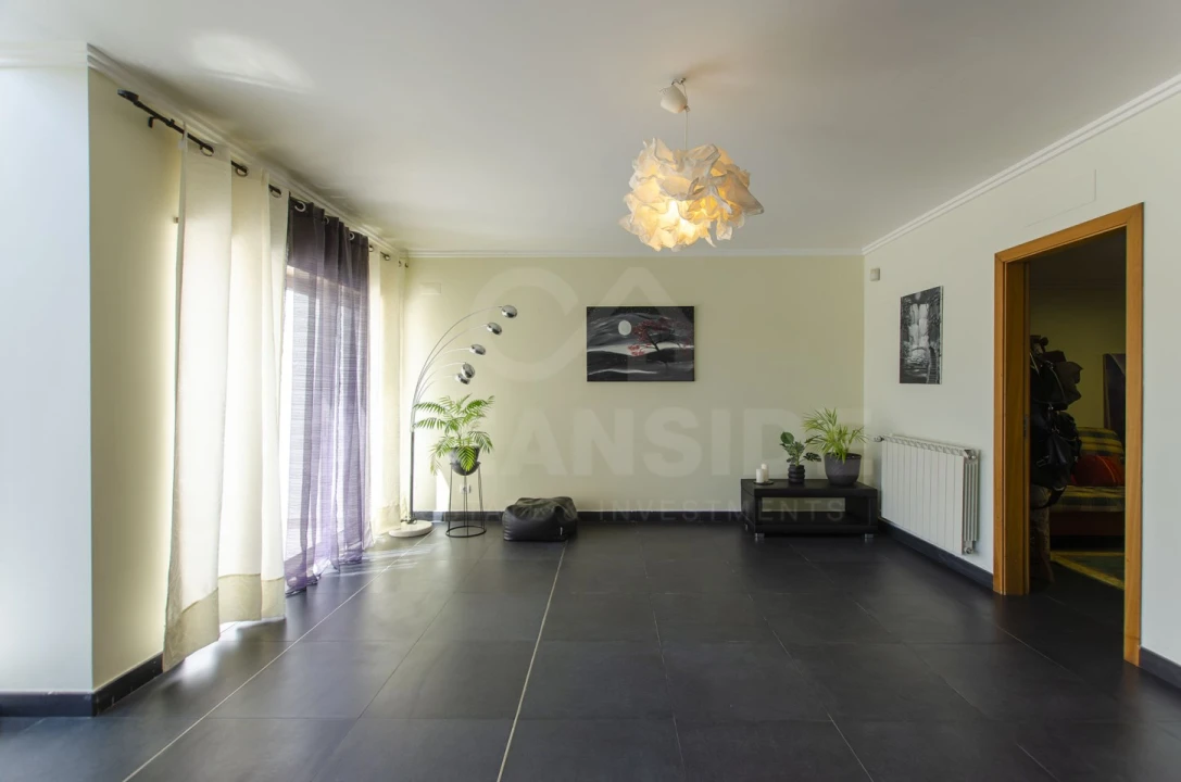 Moradia T5 para Venda em Alcabideche Foto 16