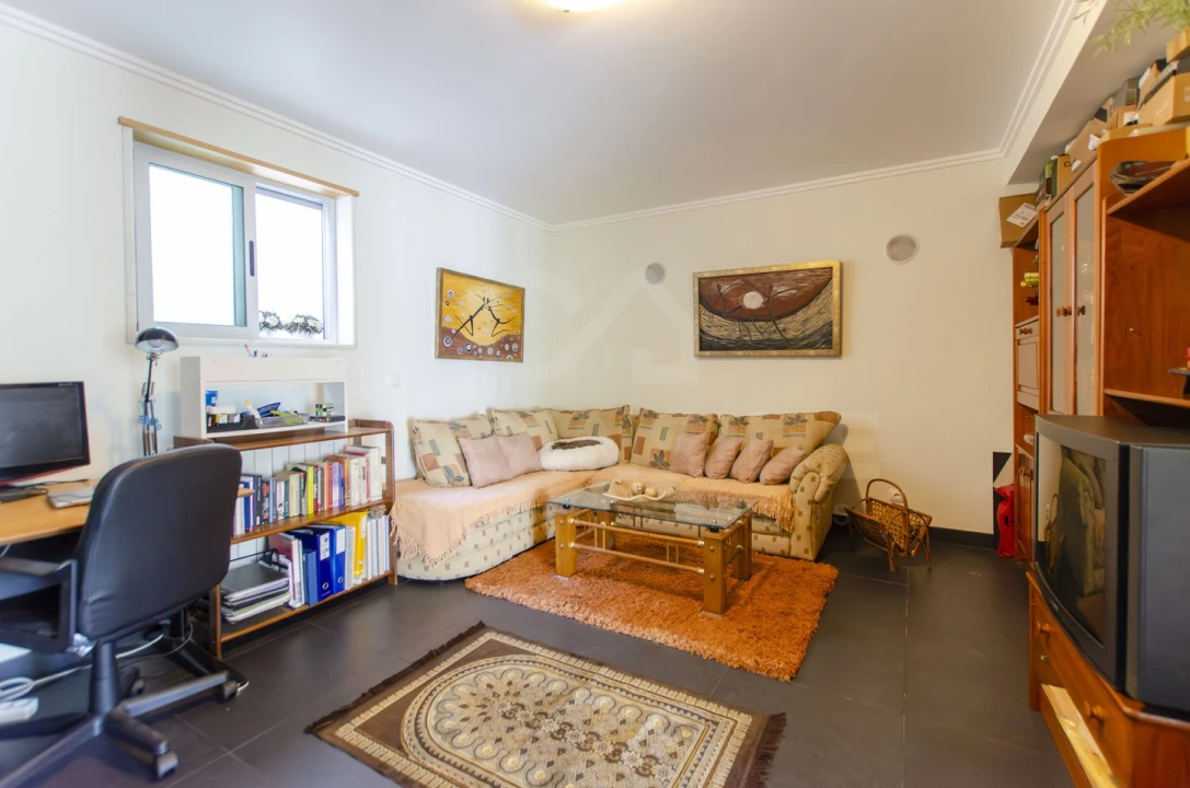 Moradia T5 para Venda em Alcabideche Foto 39