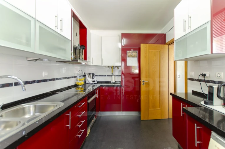 Moradia T5 para Venda em Alcabideche Foto 18