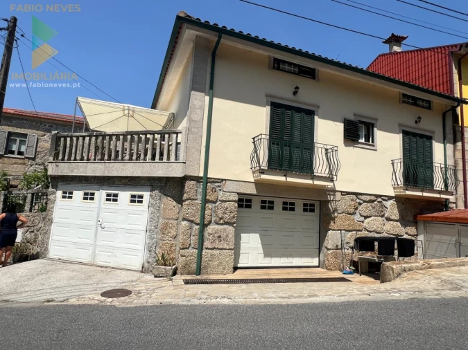 Moradia T2 para Venda em Arcos de Valdevez (São Paio) e Giela Foto 2