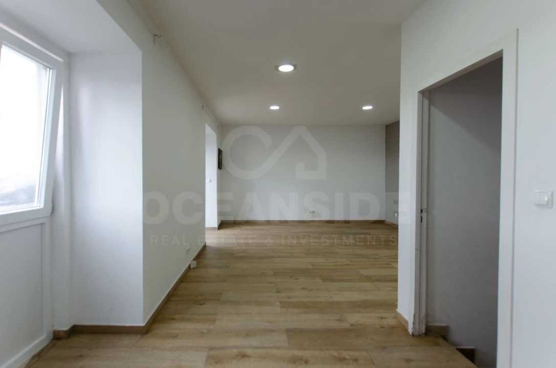 Loja para Venda em Algés, Linda-A-Velha e Cruz Quebrada-Dafundo Foto 7