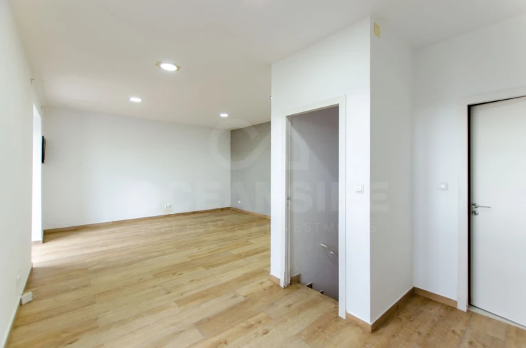 Loja para Venda em Algés, Linda-A-Velha e Cruz Quebrada-Dafundo Foto 6