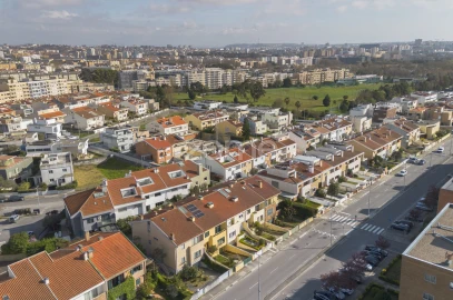 Moradia T6 para Venda em Custóias, Leça do Balio e Guifões