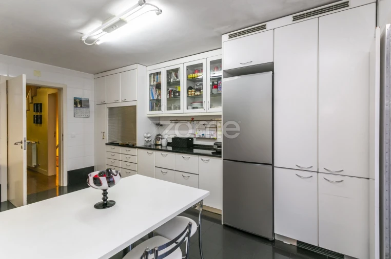 Moradia T6 para Venda em Custóias, Leça do Balio e Guifões Foto 18