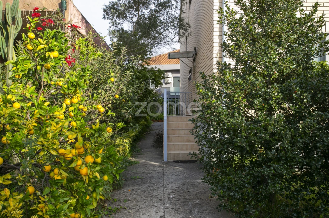 Moradia T6 para Venda em Custóias, Leça do Balio e Guifões Foto 4