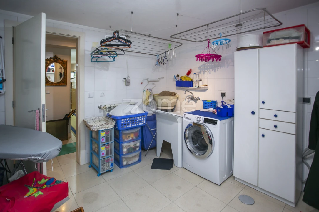 Moradia T6 para Venda em Custóias, Leça do Balio e Guifões Foto 39