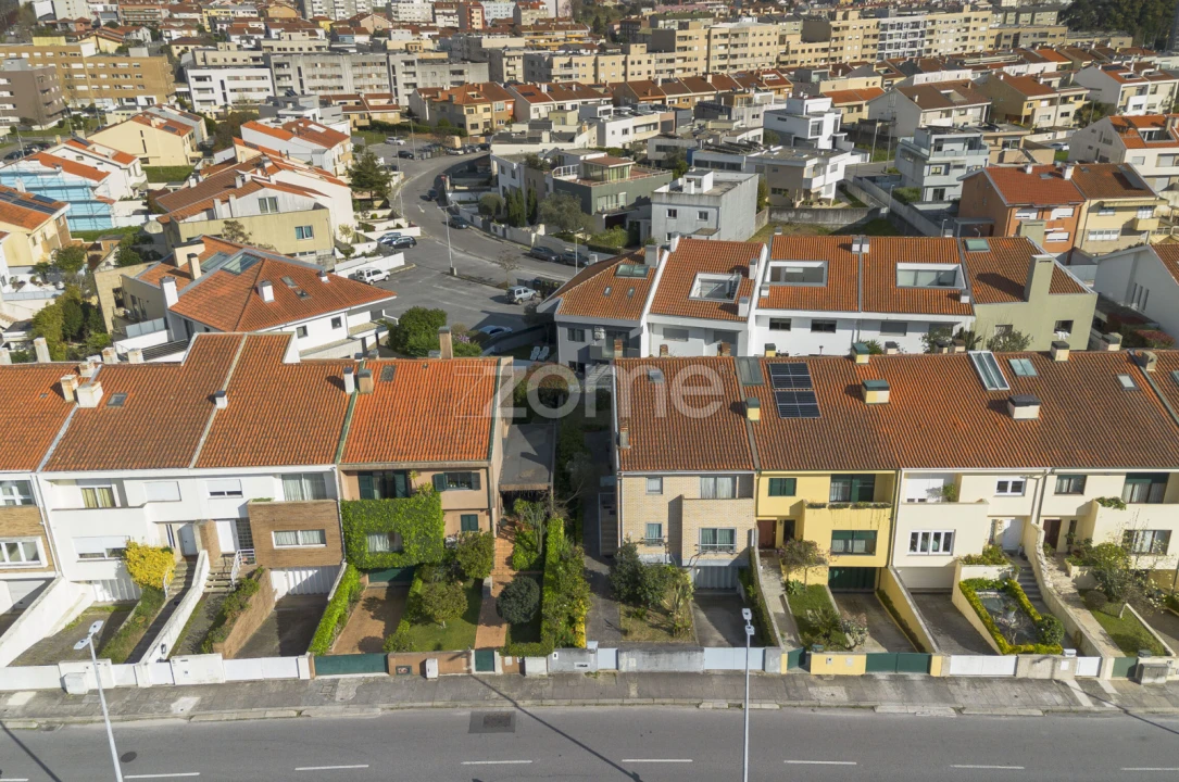 Moradia T6 para Venda em Custóias, Leça do Balio e Guifões Foto 42
