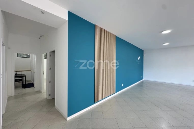 Negócio para Arrendamento em Arcozelo Foto 13