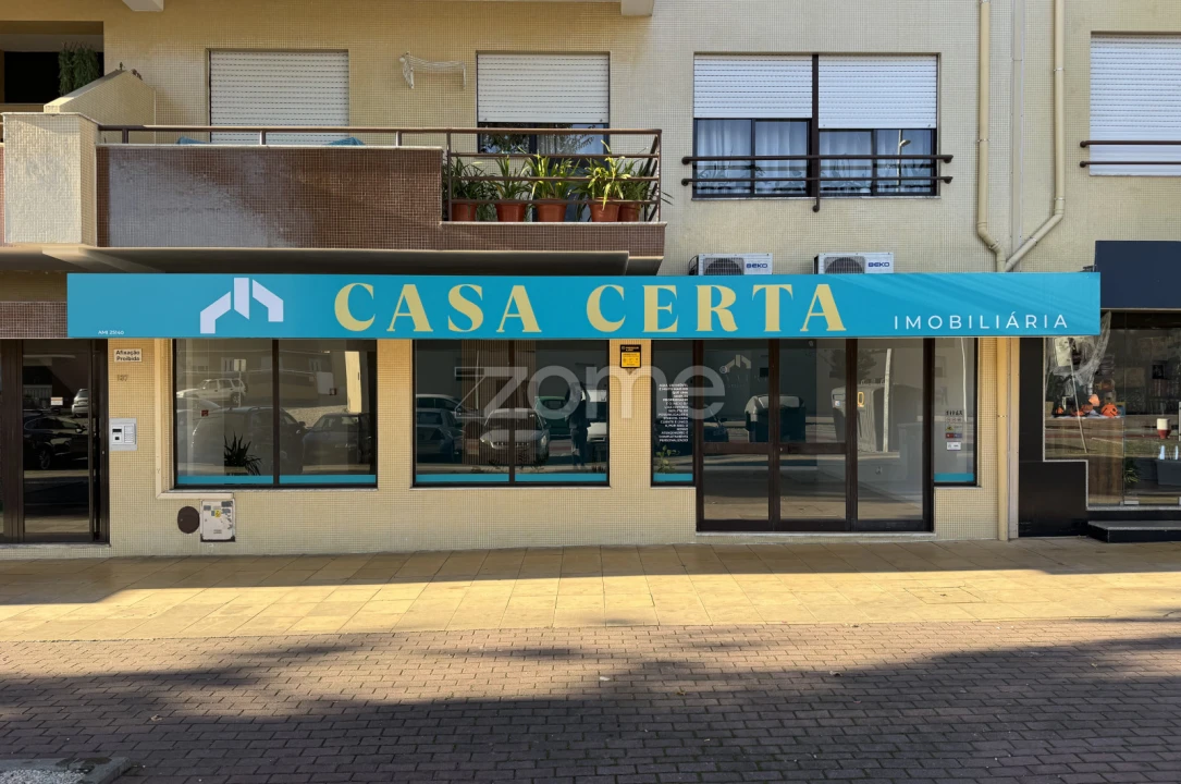 Negócio para Arrendamento em Arcozelo Foto 18