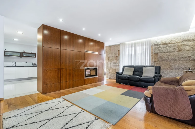 Moradia T4 para Venda em Ronfe Foto 35