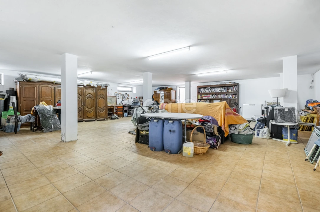 Moradia T4 para Venda em Ronfe Foto 26