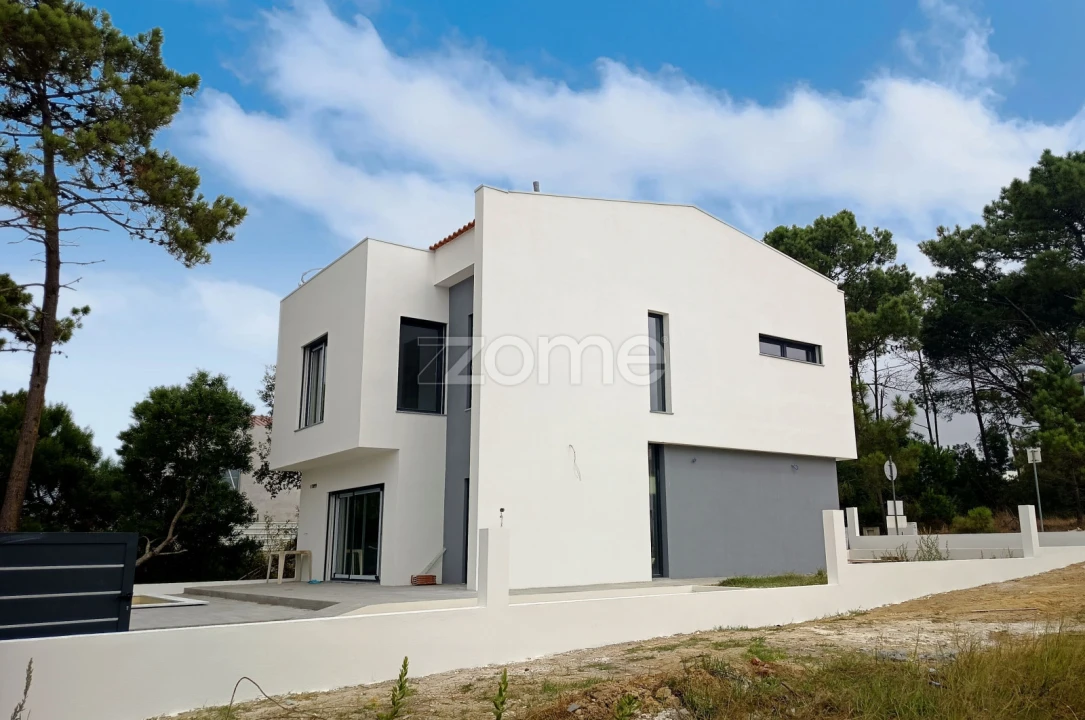 Moradia T4 para Venda em Sesimbra (Castelo) Foto 1