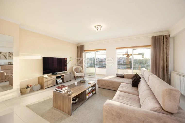 Apartamento T2 para Venda em Leiria, Pousos, Barreira e Cortes Foto 2