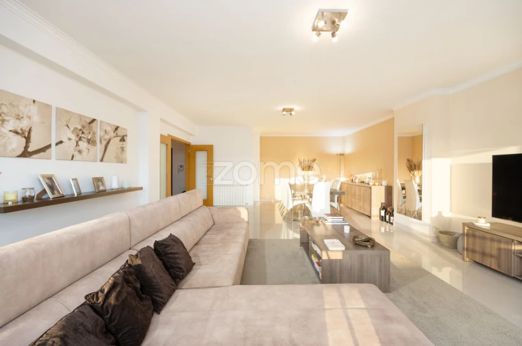 Apartamento T2 para Venda em Leiria, Pousos, Barreira e Cortes Foto 4